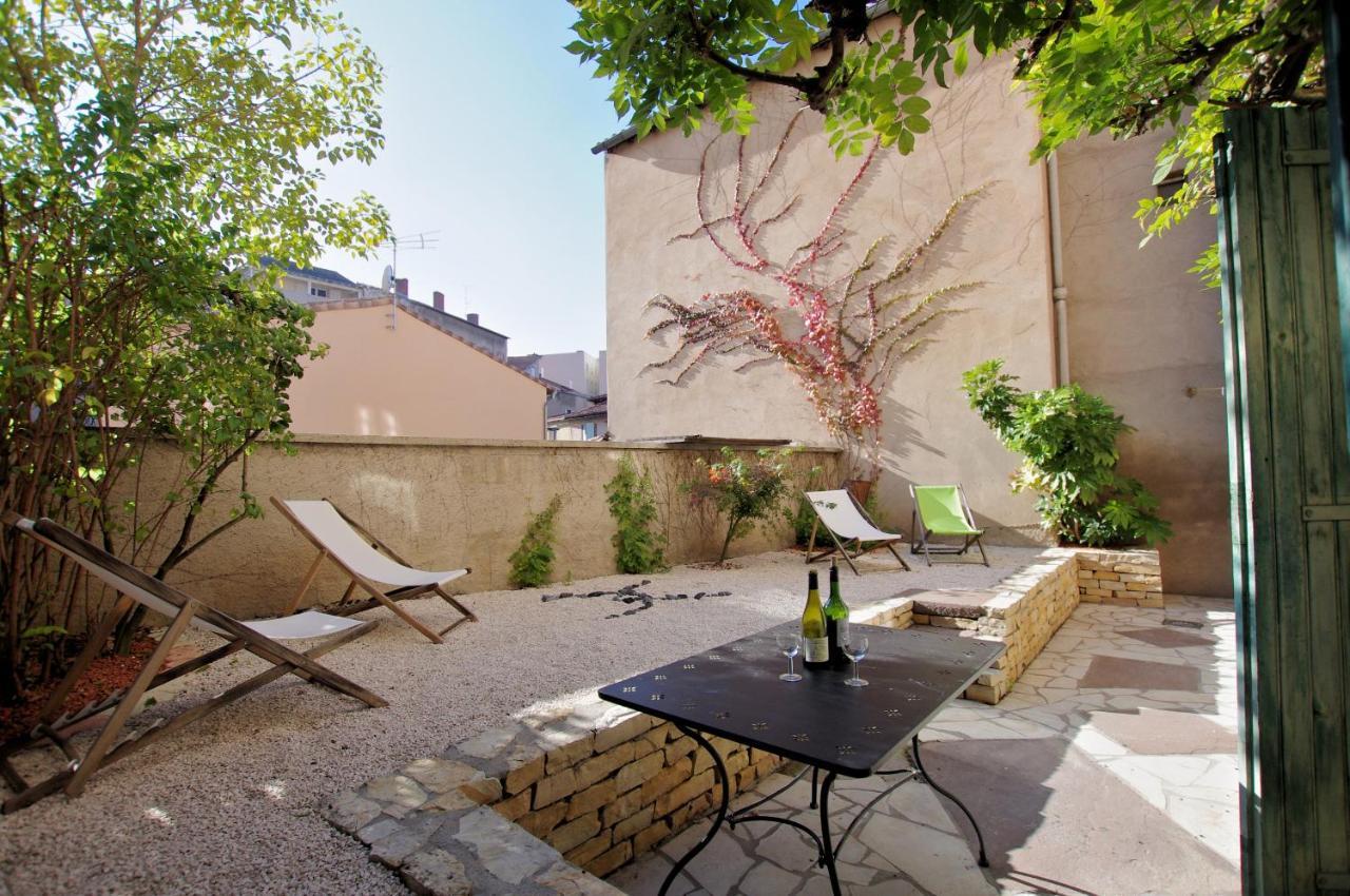 Hostel Les Cordees Liees Albi Bagian luar foto