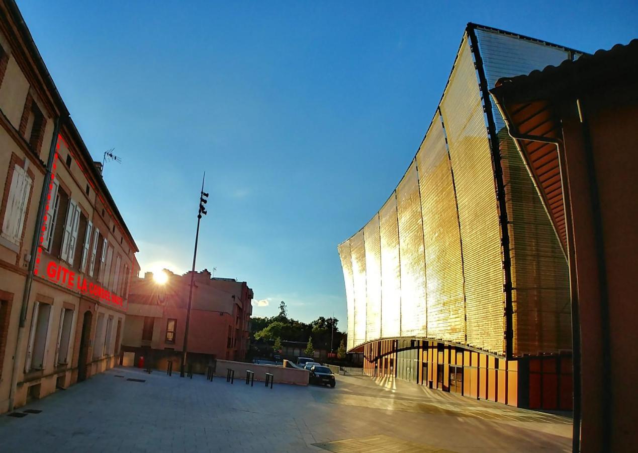 Hostel Les Cordees Liees Albi Bagian luar foto