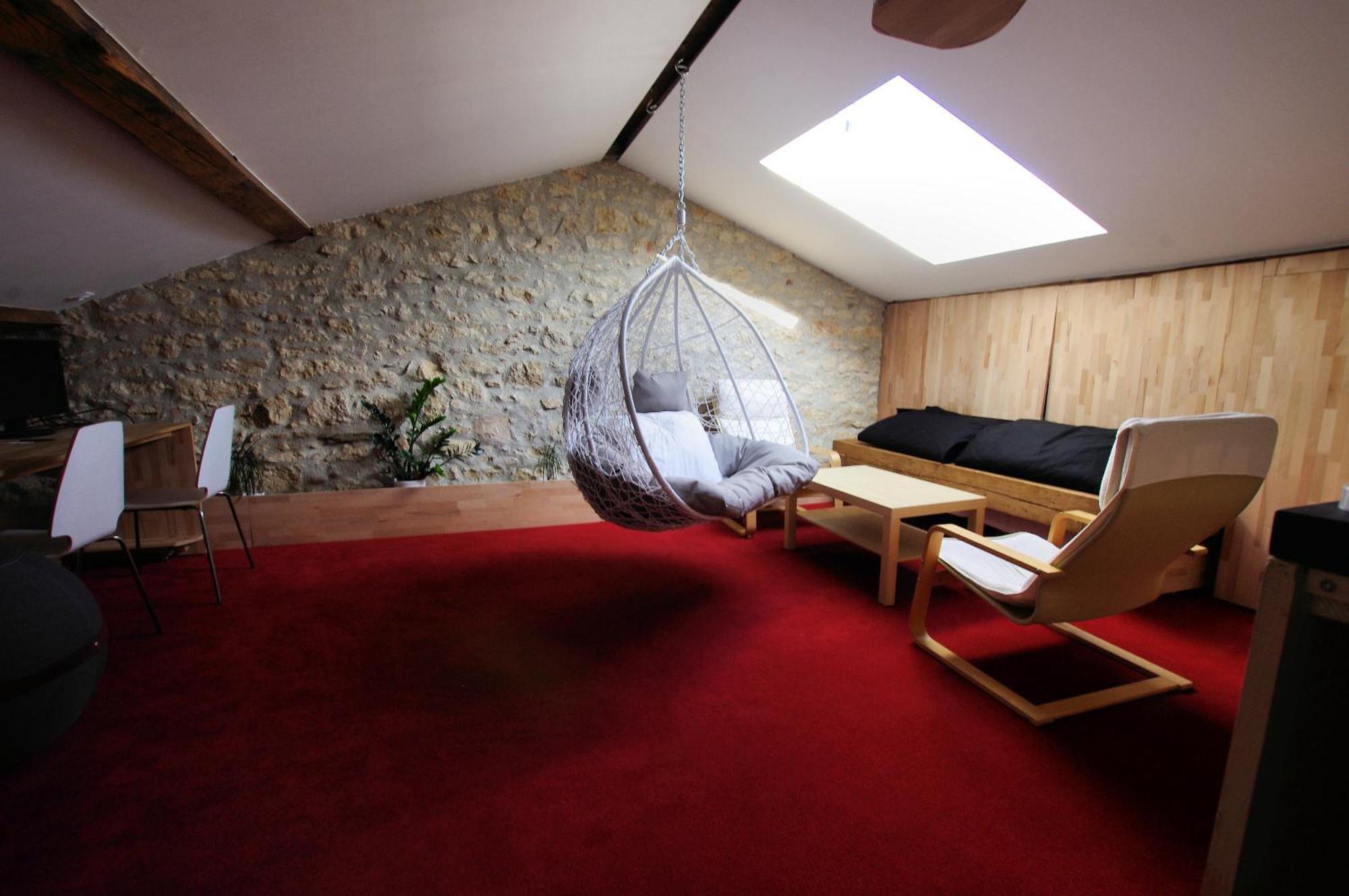Hostel Les Cordees Liees Albi Bagian luar foto
