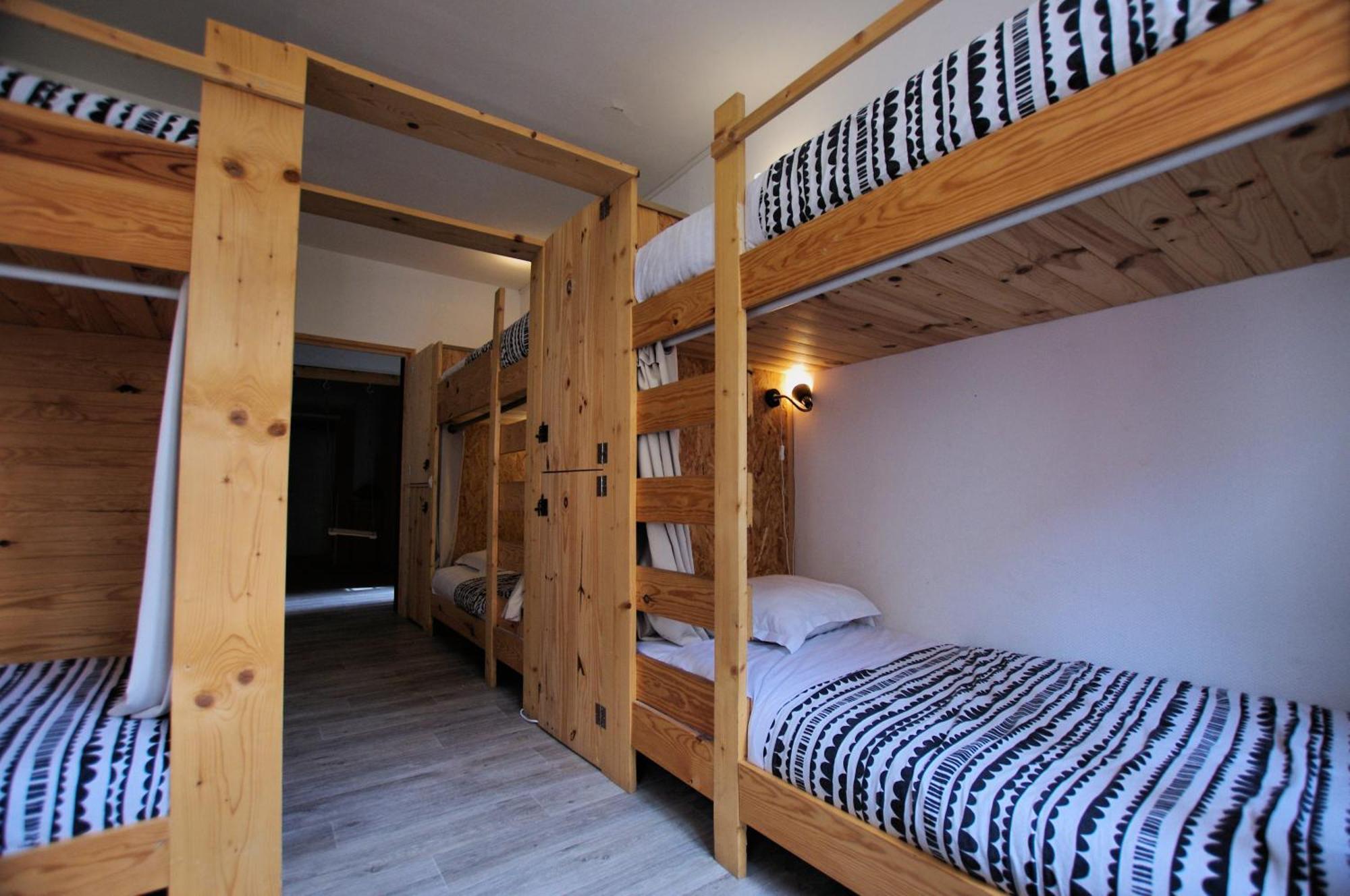 Hostel Les Cordees Liees Albi Bagian luar foto